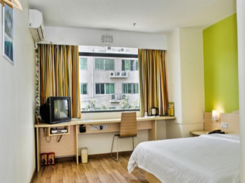 7 Days Inn Guangzhou Jiangtai Rd Metro Luaran gambar